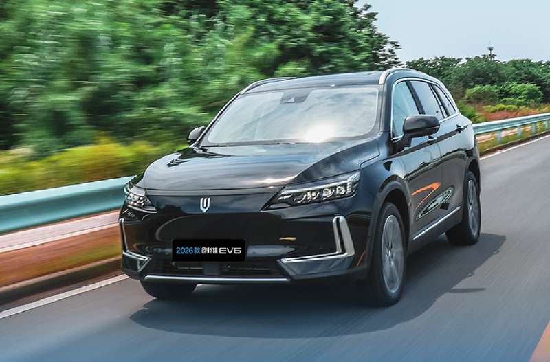  创维汽车闪充技术早发三年；叫板主流巨头，却销量低迷引热议。 汽车科技