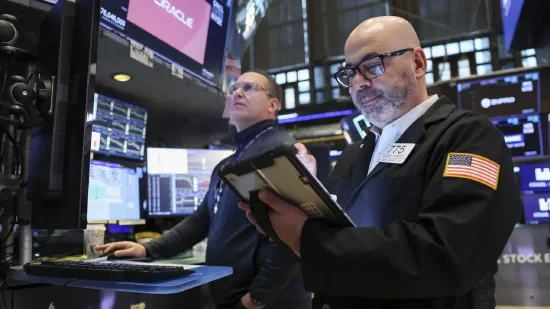 美股尾盘承压,道指显著回落;地缘局势主导市场,原油波动加剧。 股票财经 美股尾盘承压,道指显著回落;地缘局势主导市场,原油波动加剧。 股票财经 美股尾盘承压,道指显著回落;地缘局势主导市场,原油波动加剧。 股票财经