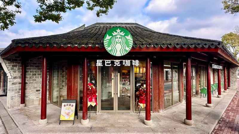  焦虑与破局：外资零售巨头的本土化生存逻辑 企业服务