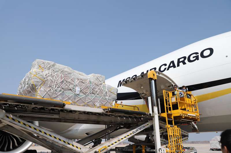  战略焦虑：从鄂州机场“空中枢纽”布局看全球供应链重塑 新闻