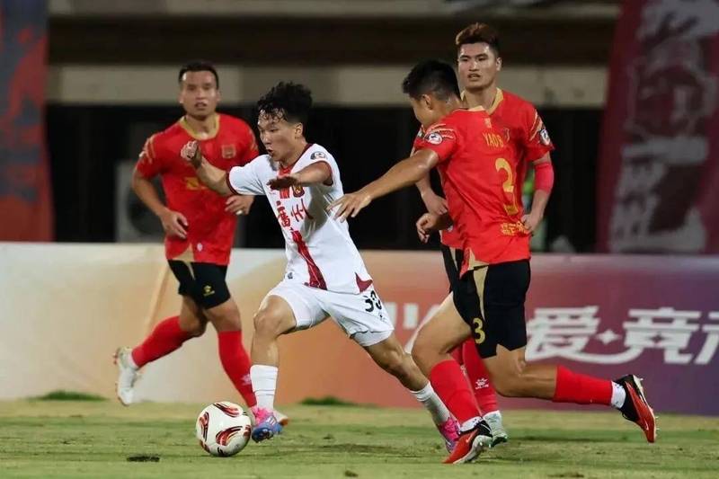 丽江足球2026赛季深度报告：12名球员征战职业联赛的技术解码 体育新闻