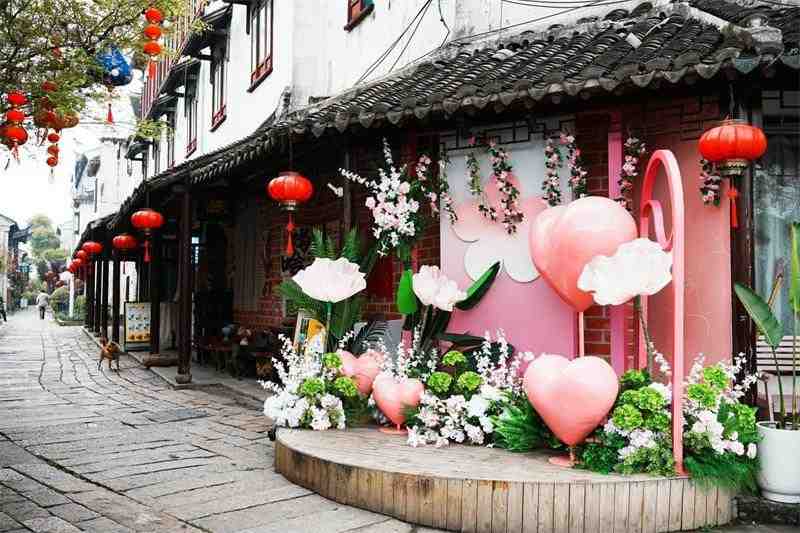  沉浸式剧本游引爆文旅新赛道：巴城十二花神IP的运营逻辑深度解析 文化旅游