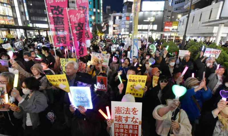  当和平呼声遇上扩军浪潮：普通日本人的真实困境与挣扎 新闻