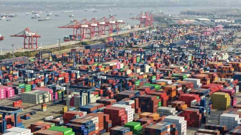  当汽车产业站在十字路口：标准化战略如何重塑未来出行格局 汽车科技