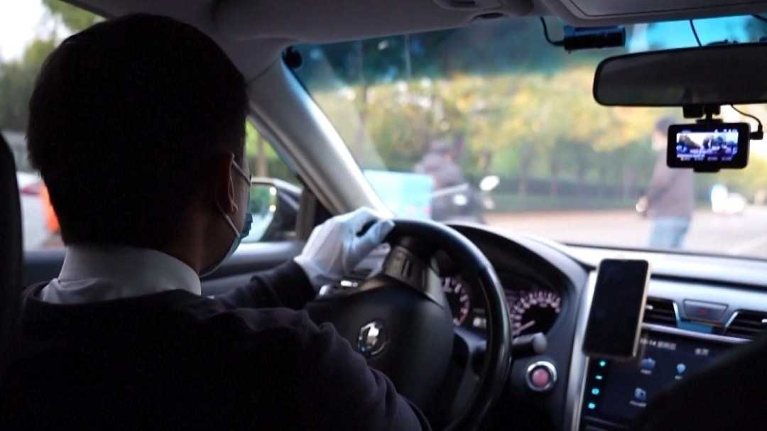  【深度复盘】从5万亿到10万亿：南向资金如何重塑港股定价权格局 股票财经