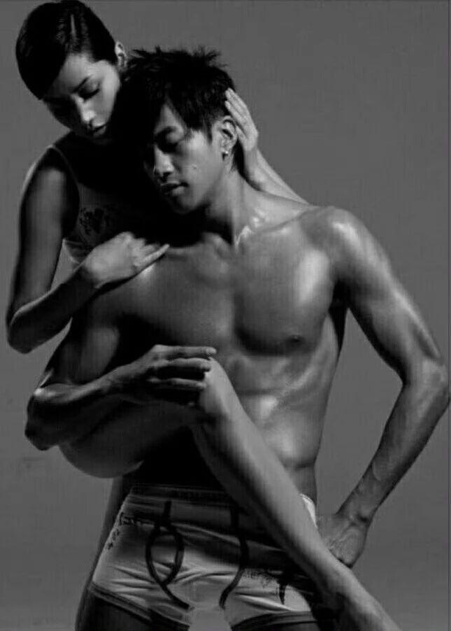  从项羽到内衣广告：何润东瞿颖翻红背后的流量逻辑解构 娱乐新闻